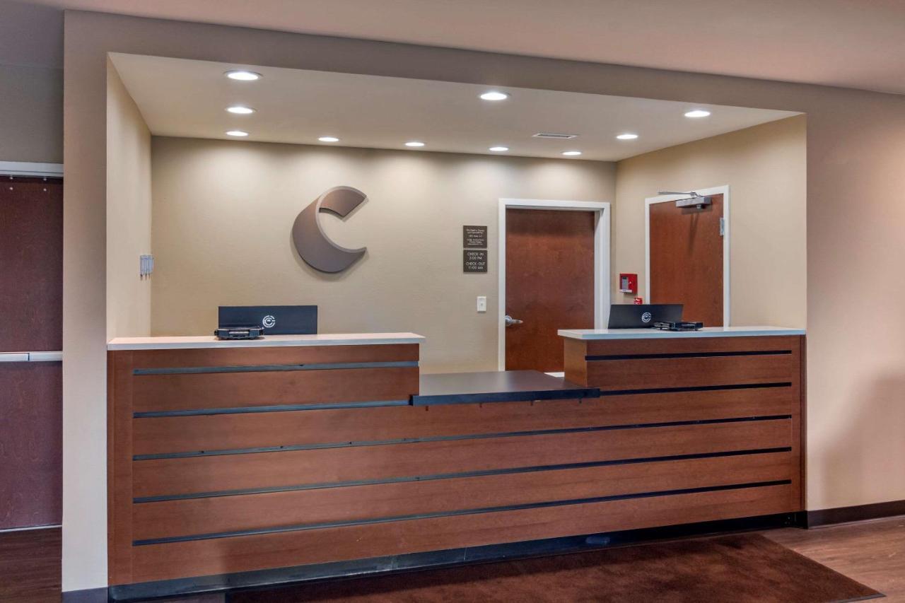Comfort Inn & Suites Шарлотсвил Екстериор снимка